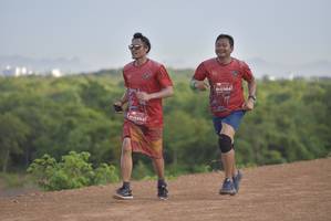 BIB: 0364, 0353
                            <button type="button" onclick="openModal(5105010)" class="btn btn-primary btn-sm float-right btn-popup" data-toggle="modal" data-target=".modal-high-quality">
                        <i class="fas fa-shopping-cart"></i> Add to Cart
                    </button>
                                            <button type="button" onclick="isThisMe(5105010, true)" class="btn btn-success btn-sm float-right btn-popup btn-isme hidden" data-toggle="tooltip" data-placement="bottom" title="นี่คือรูปของคุณใช่ไหม คลิกที่นี่เพื่อเอาเข้าอัลบั้ม">
                        <i class="fas fa-plus"></i> Add to album
                    </button>
                    <button type="button" onclick="isThisMe(5105010, false)" class="btn btn-warning btn-sm float-right btn-popup btn-isnotme hidden">
                        <i class="fas fa-ban"></i> Remove from album
                    </button>